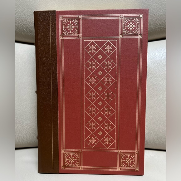 Gift Condition One Hundred Fairy Tales  The Franklin Library - Picture 1 of 12
